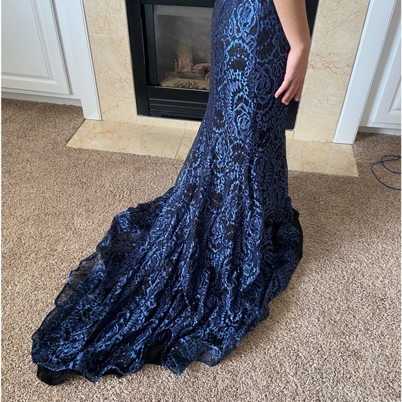 Women's V Neck Long Formal Evening Dress Size-2 - Picture 7 of 14